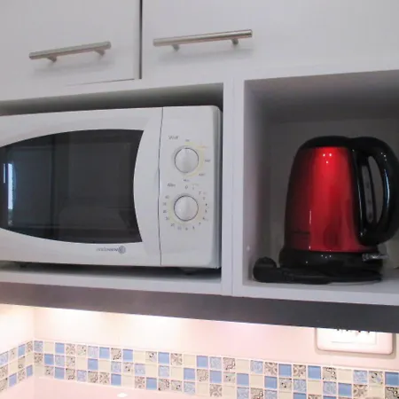 Avec Vue A 30m² + Balcon * Antibes
